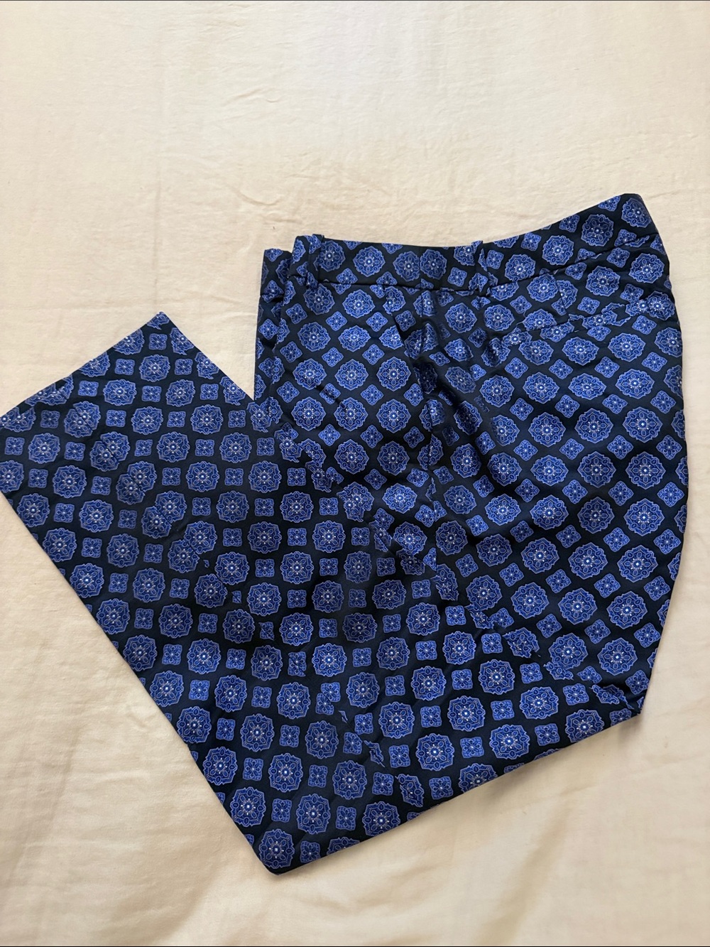 J. Crew women’s Tie Silk Blue Patterned Dress Pants size 8